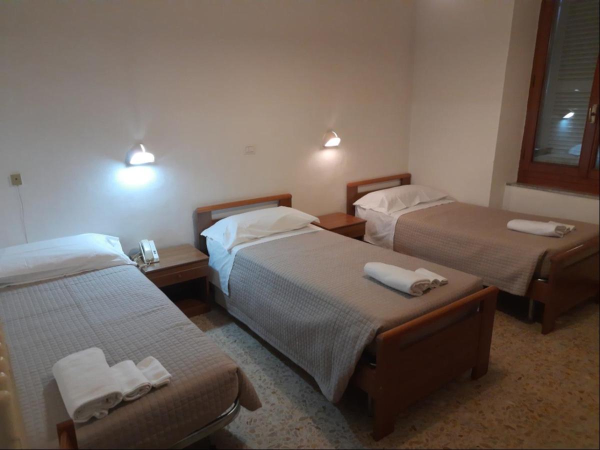 Albergo Italia Ancona Exterior photo